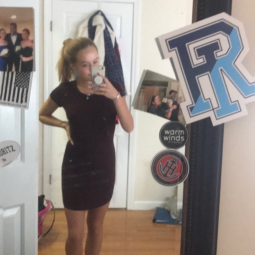 Dress - Picture 2 of 3